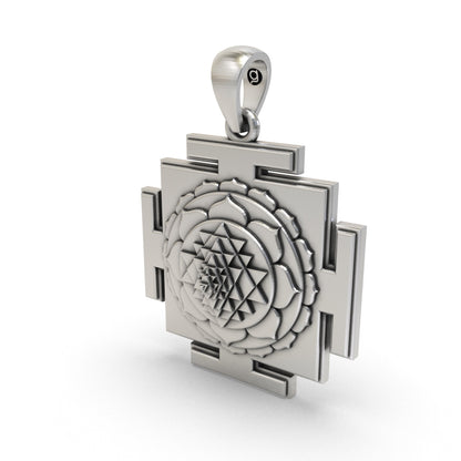 925 Silver Tripura Sundari Yantra Pendant – Sacred Symbol for Prosperity, Beauty & Divine Harmony
